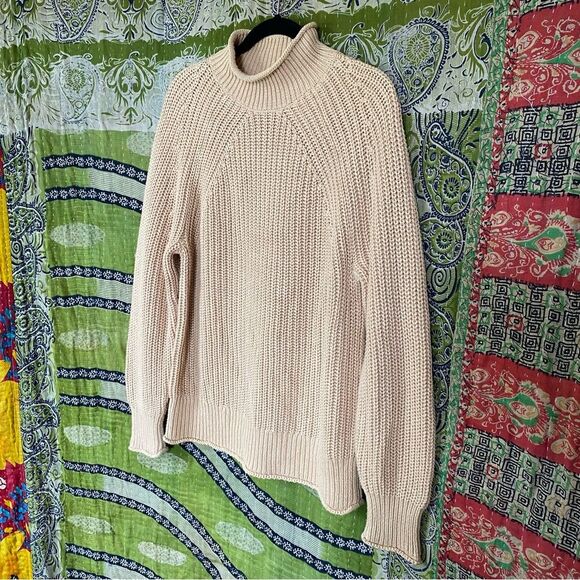 J. Crew Sandy Beach Relaxed Rolled Neck Sweater Size Medium - Picture 8 of 14